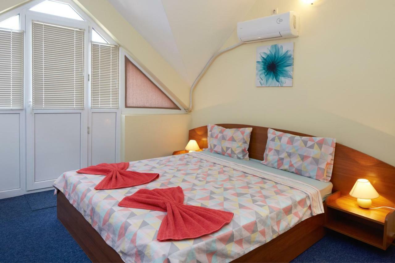 Guest House Plechkarovi 拉夫达 外观 照片